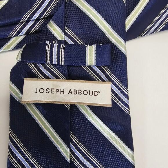 JOSEPH ABBOUD Men's Tie, 100% Silk, Striped Pattern, Navy Blue & White Necktie - Picture 4 of 7